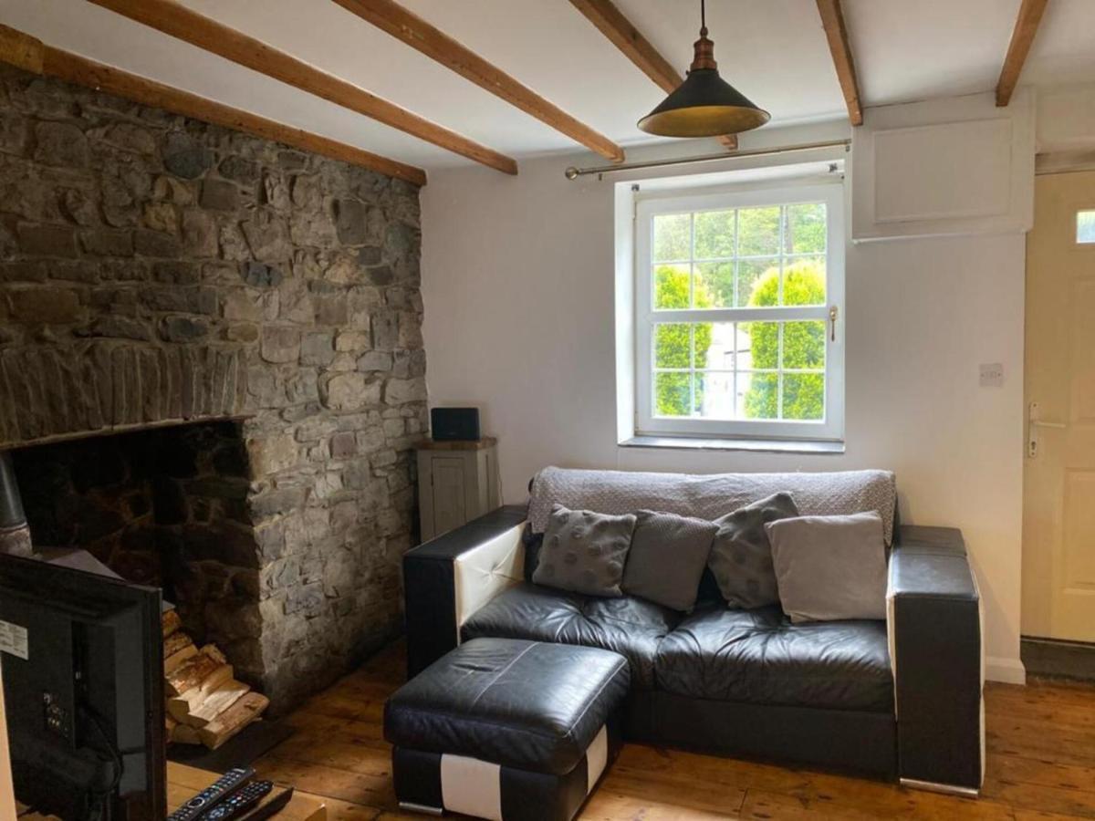 2-Bed Cottage In In Welsh Valley Nr Swansea Esterno foto